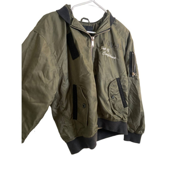 Jacket - Picture 4 of 8